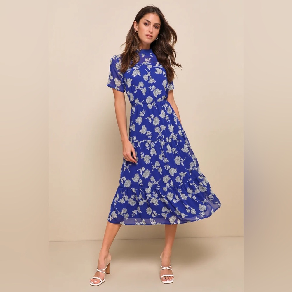 Lulu's Blue Floral Midi Dress